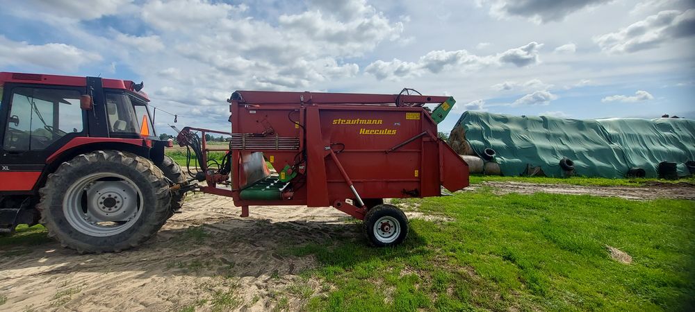 Wóz paszowy Strautmann Hercules