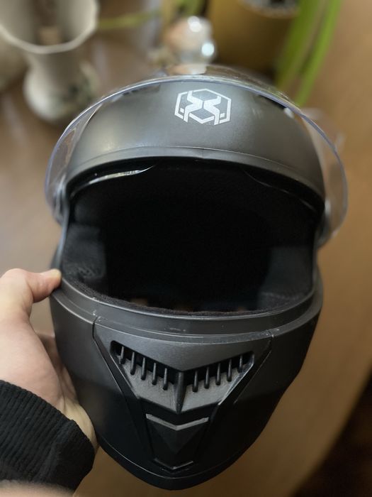 Шолом для скутера, мопеда, електровелосипеда.