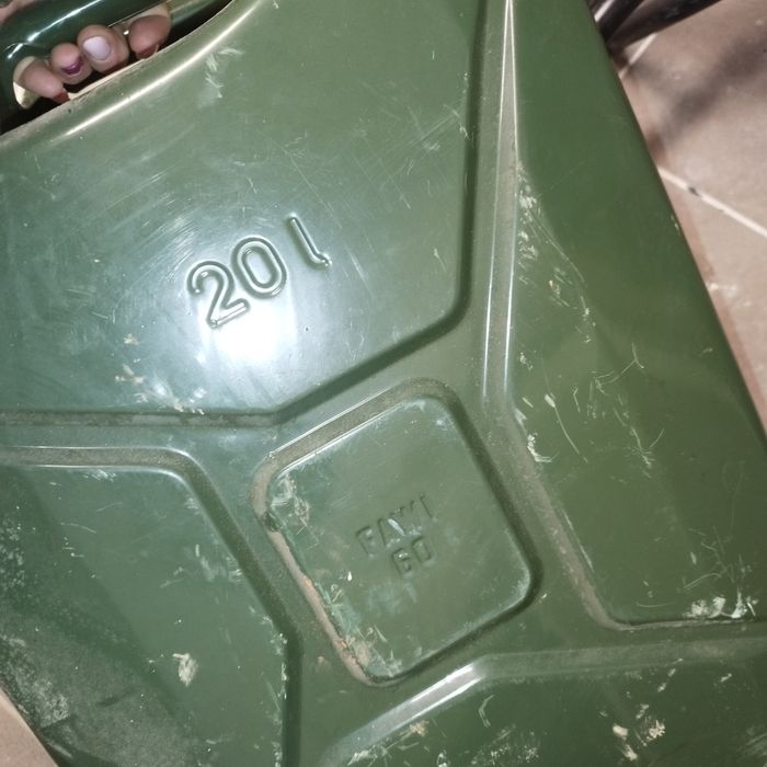 Metalowa bańka  20 litrów