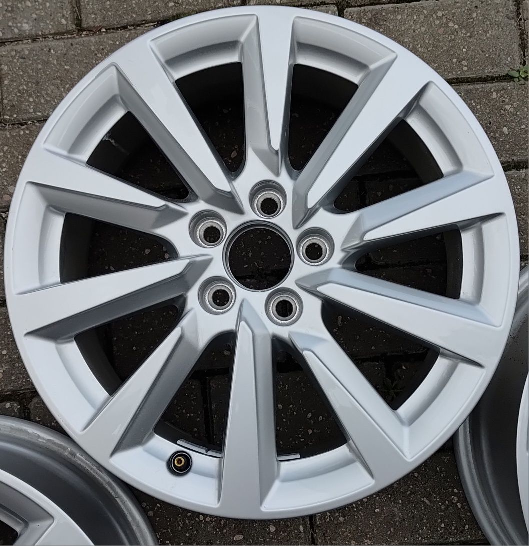 Felgi aluminiowe 16 5x100 audi a1 vw skoda seat yaris