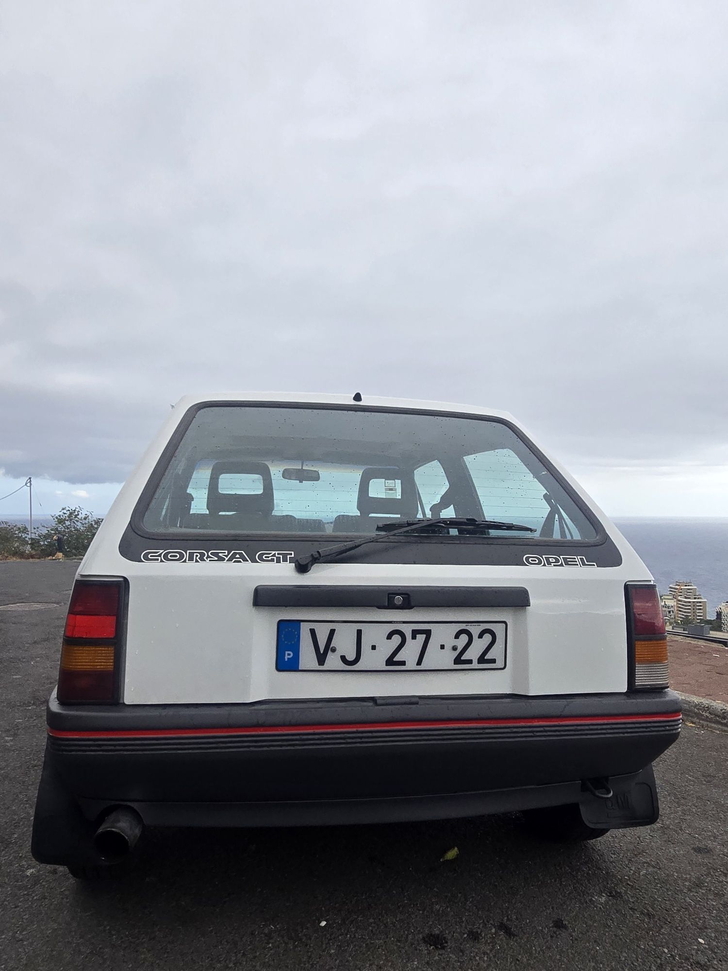 VENDO OPEL CORSA 1.4 GT