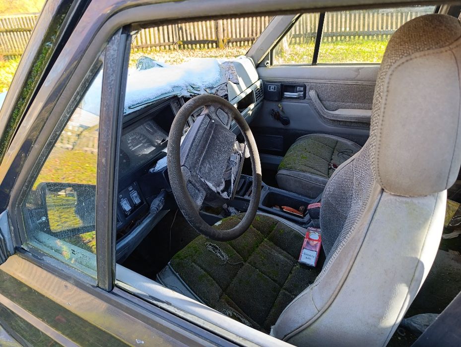 Продаються два джипи