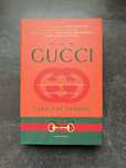 książka Dom Gucci