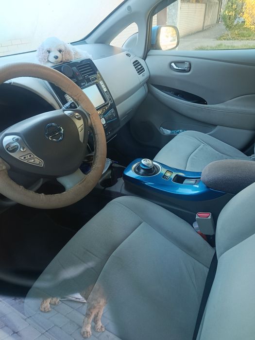 Nissan leaf 2011 Ниссан лиф