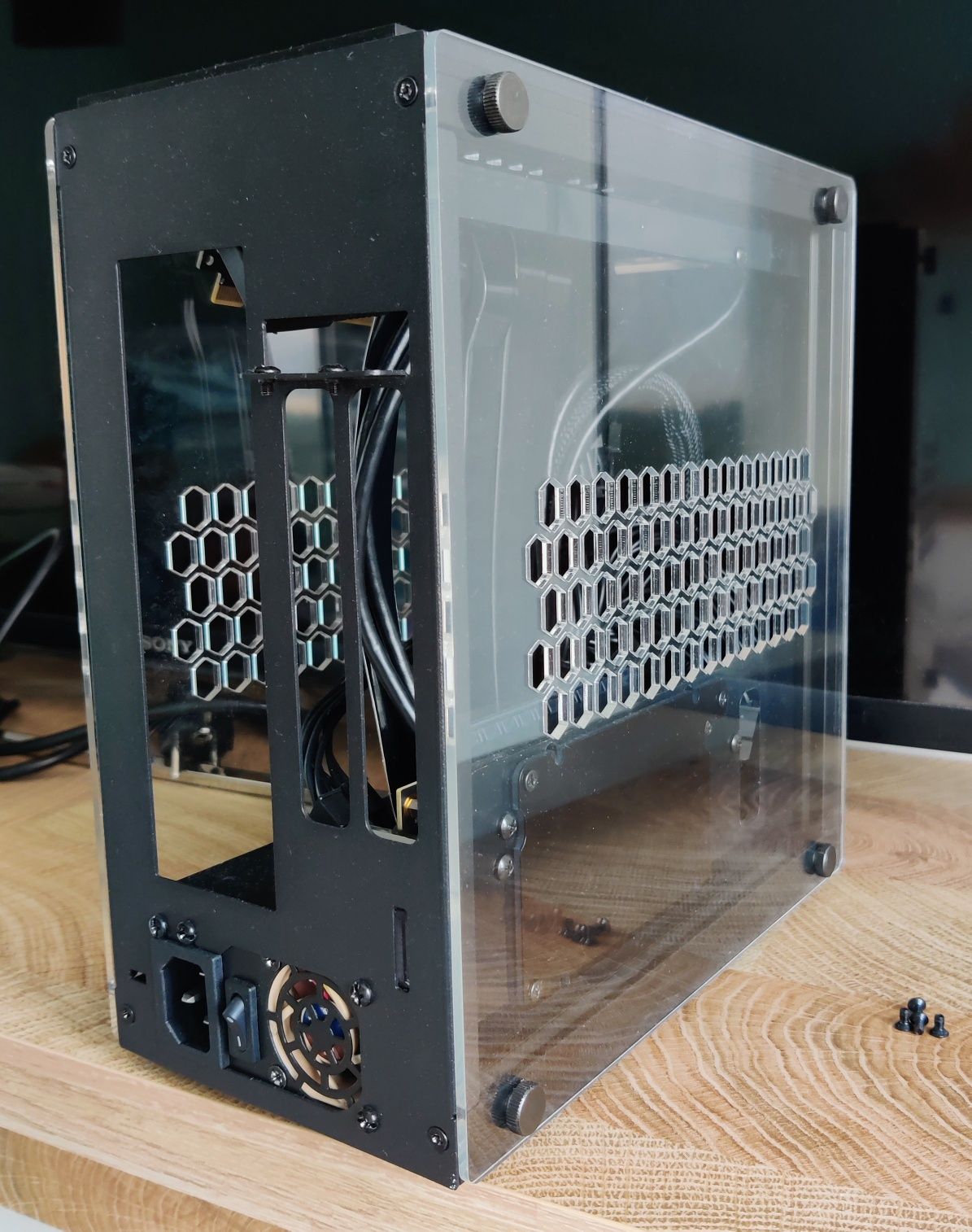 GEEEK A30 V2 Mini Itx Case