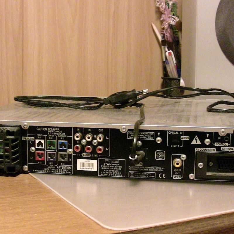 Домашний кинотеатр PIONEER XV-DV 323 .