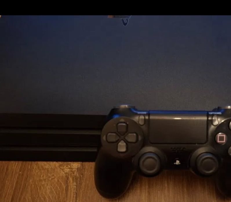 Sprzedam Konsole PS4 i 40 gier