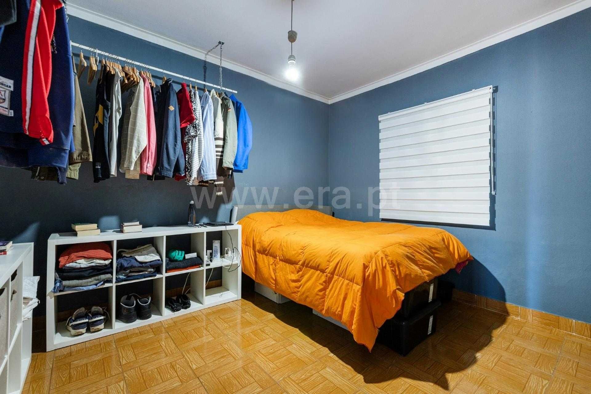 Vivenda em Caneças / Ramada excelente oportunidade de investimento