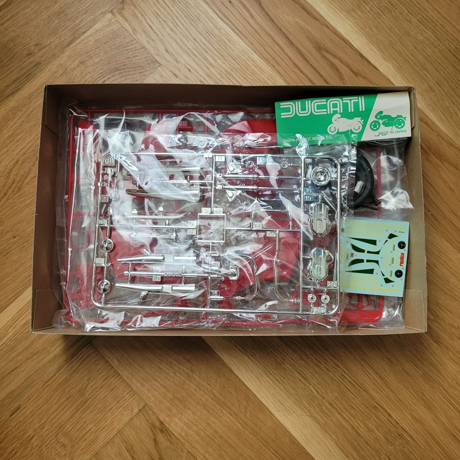 1:12 Tamiya Ducati 900 Mike 1/12 Tamiya 14019 Revell Fujimi Aoshima