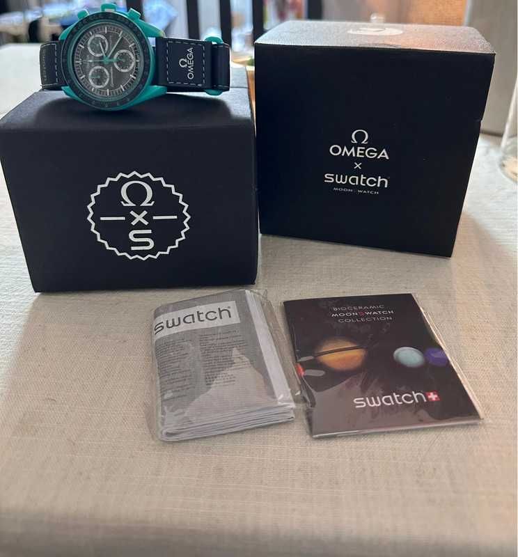 MoonSwatch Polar Lights：Omega x Swatch w Stylu Polarnym SO33L103