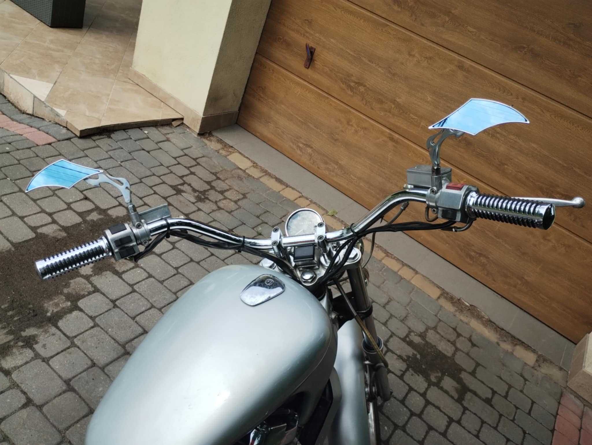 Suzuki Intruder VS750