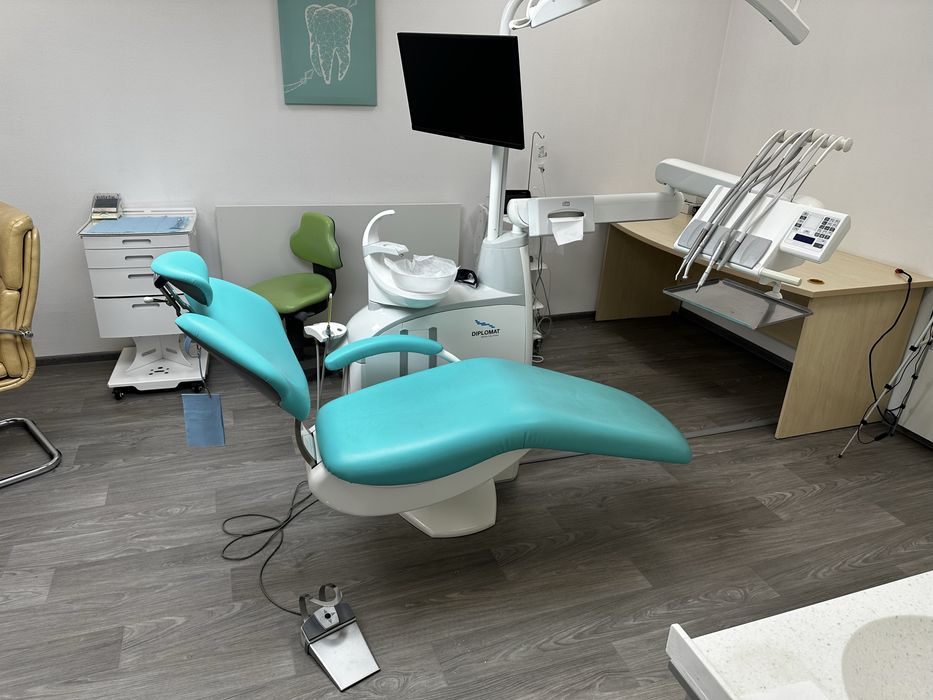 Продам установку стоматологічну