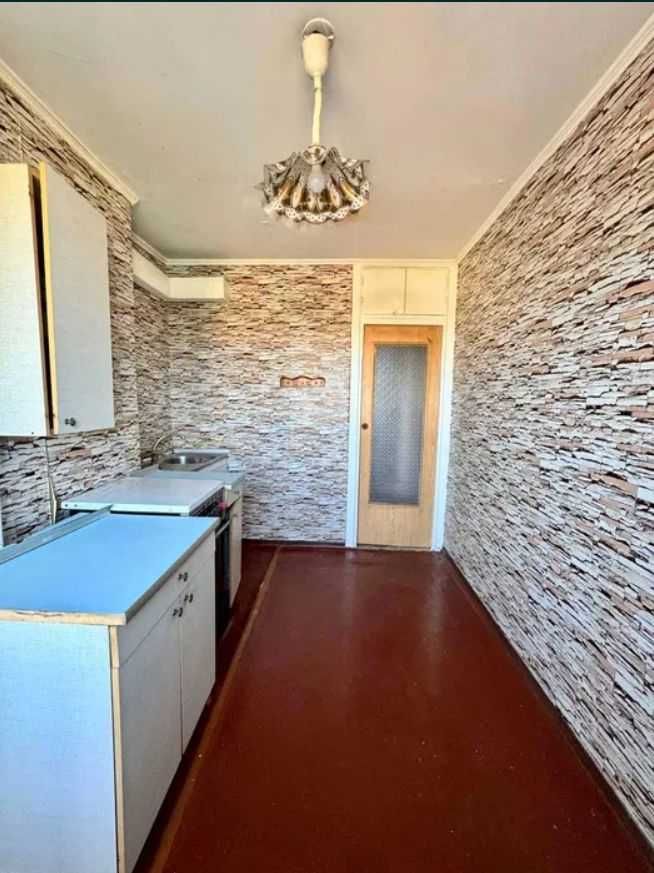 2 кім в багатоповерхівці район ПАРУС (717154)