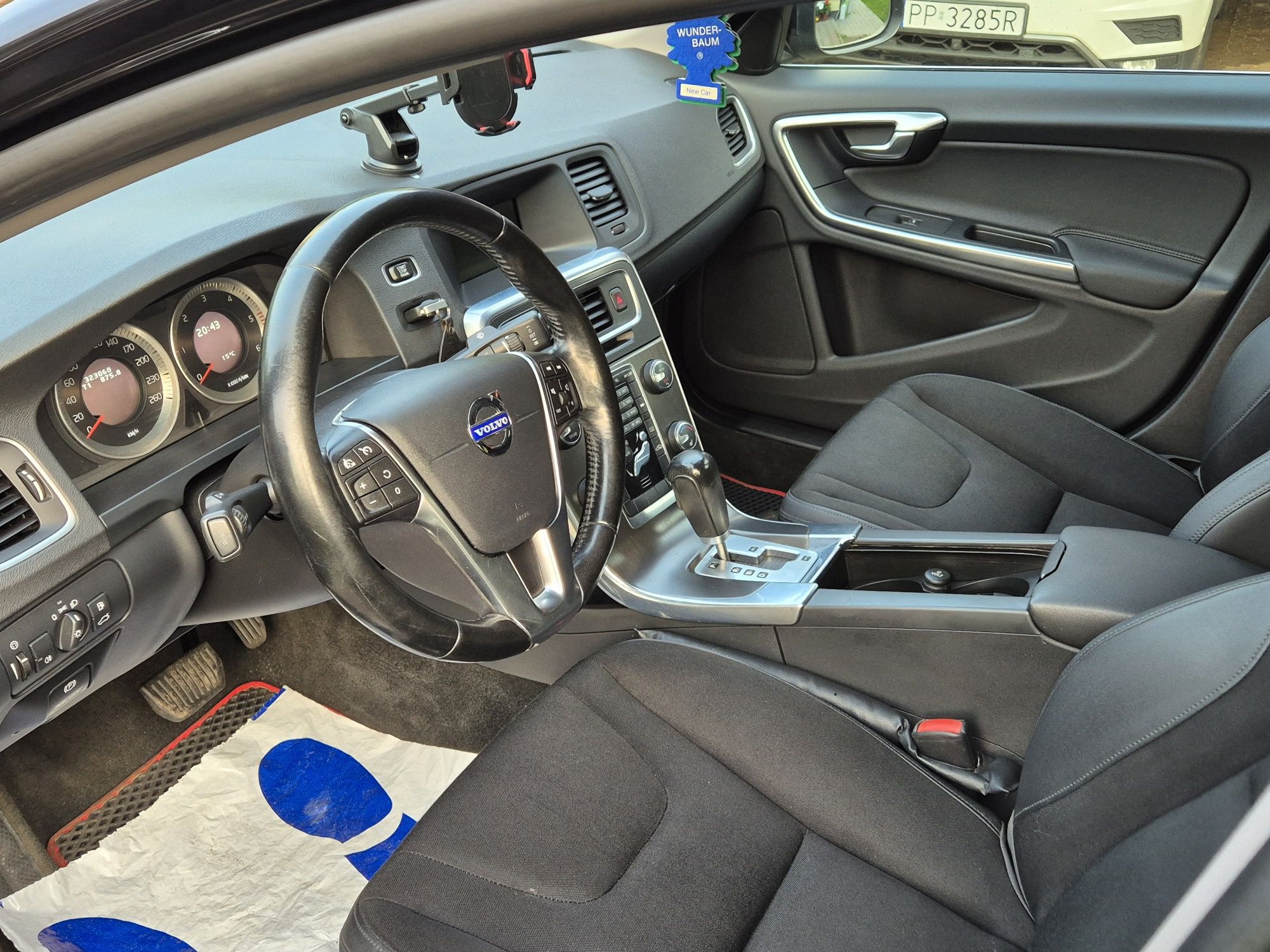 Volvo s60 II 2.0 diesel D3  150KM 2012r. 323000km. Nieuszkodzony. r