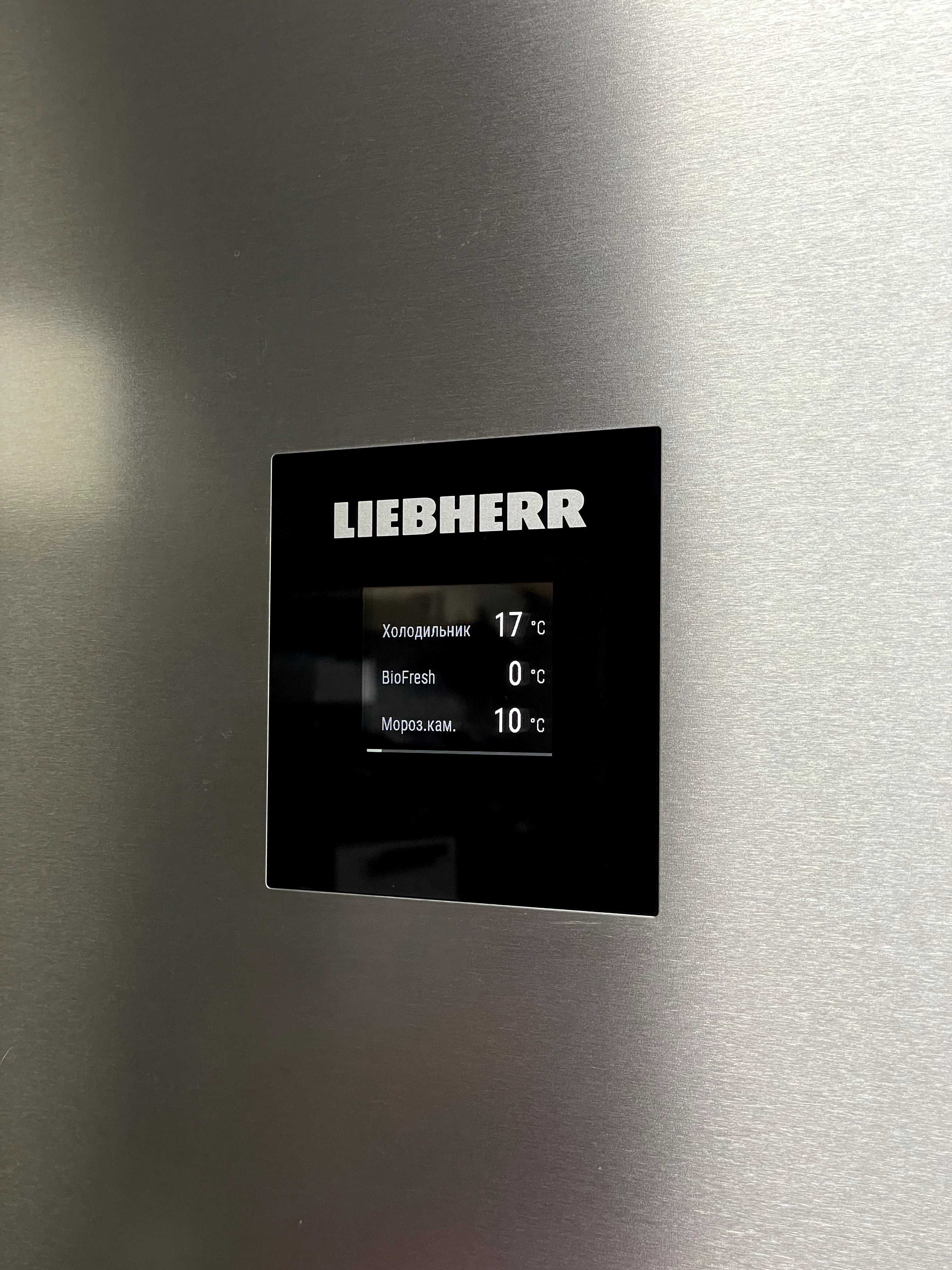 Холодильник Liebherr CBNstc 579i Льодогенератор Доводчик Диспенсер
