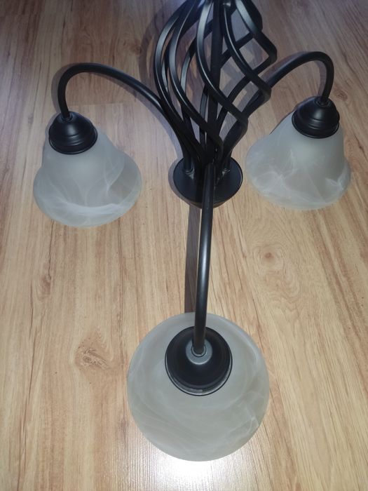 Żyrandol czarny trójramienny