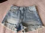 Spodenki jeansowe Zara