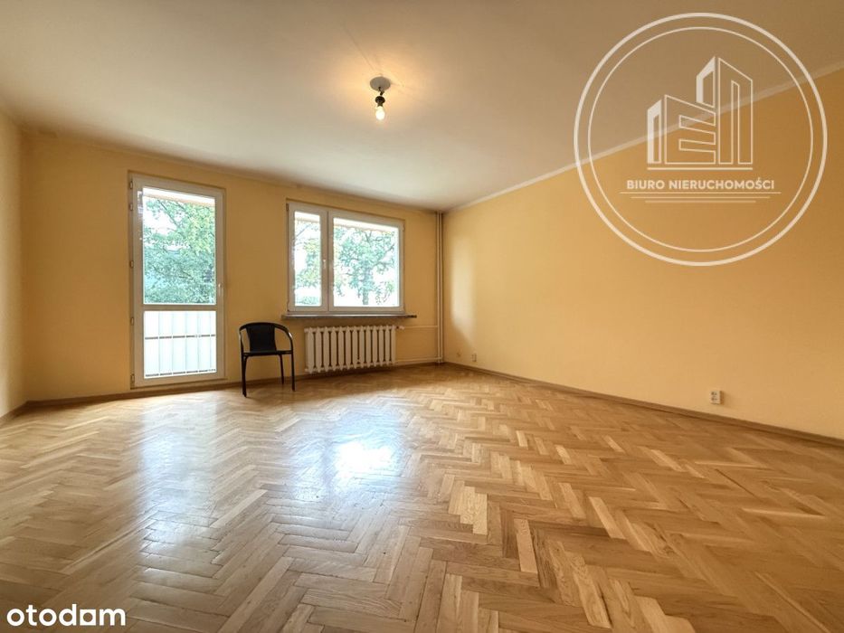 Przestronne mieszkanie na parterze / balkon