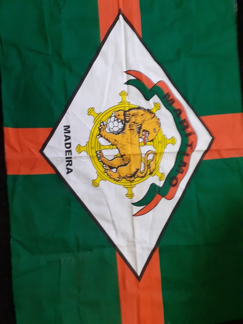 Bandeira maritimo completamente nova