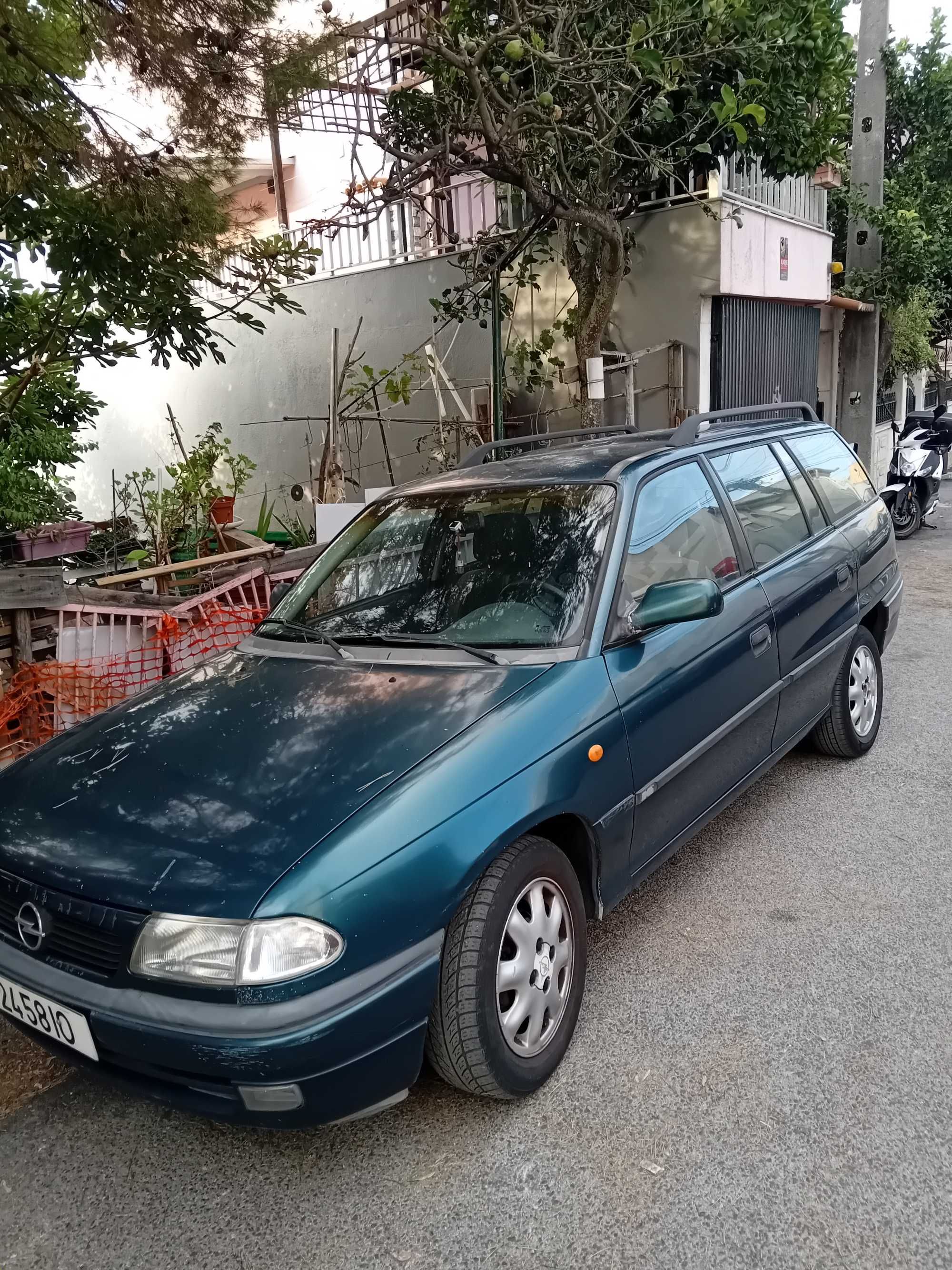 Astra e agility 125