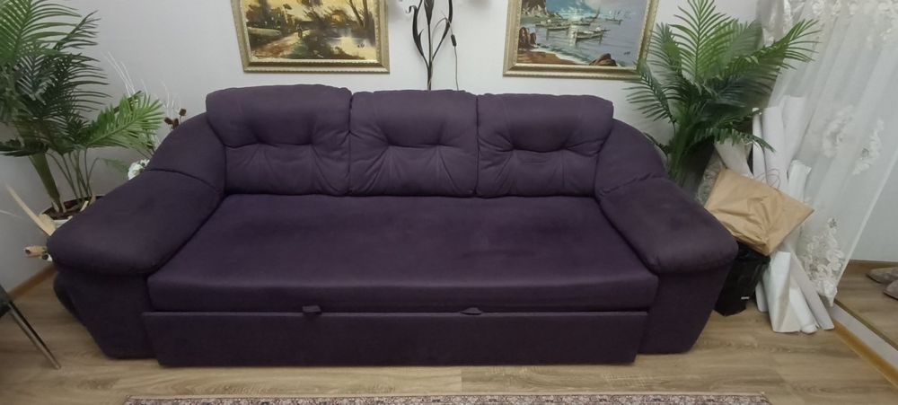 Великий розкладний диван