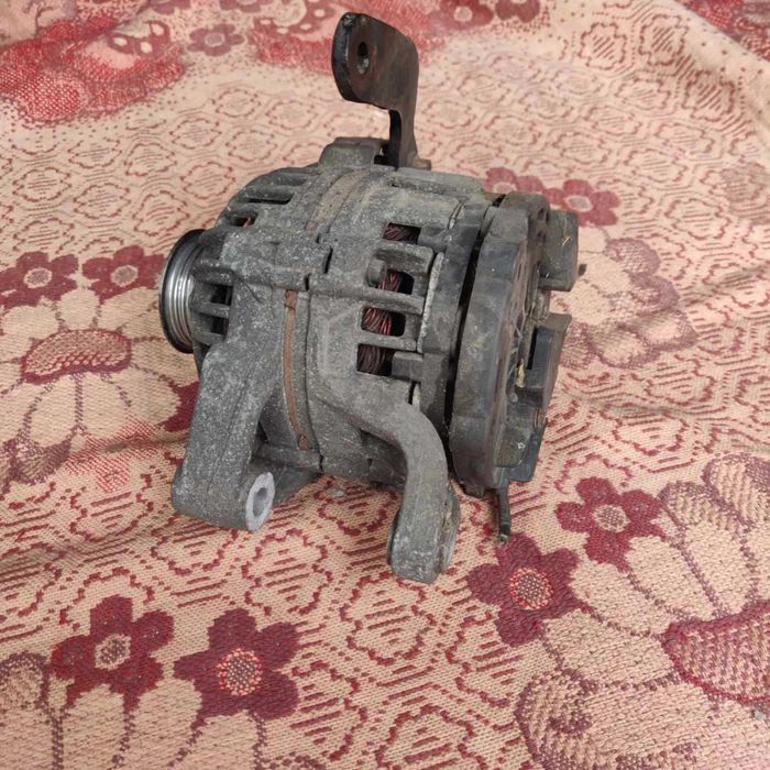 Генератор,ТНВД VW golf 3