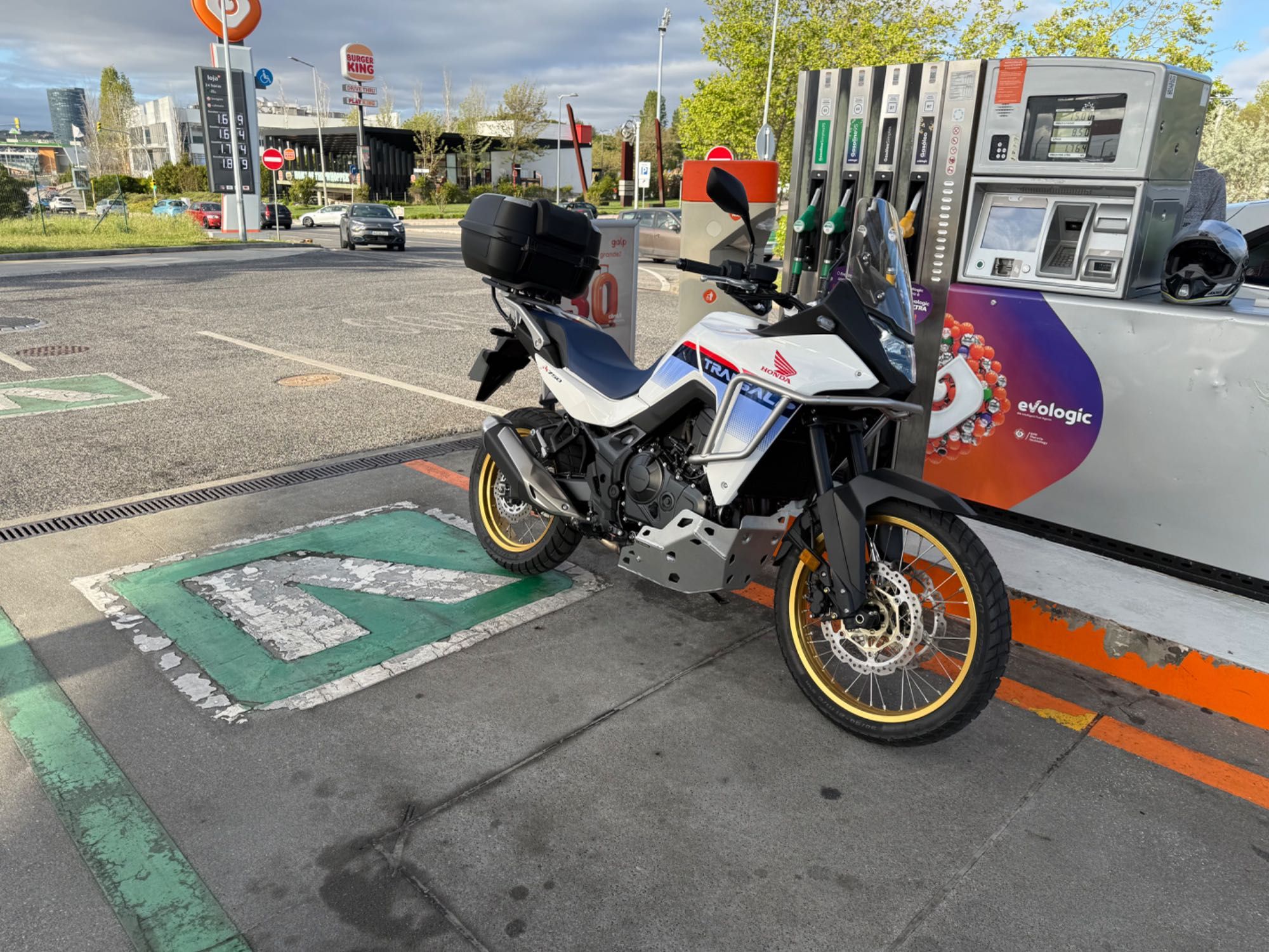 Honda Transalp 750