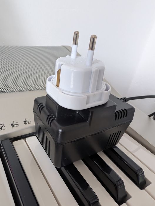 YAMAHA PSR-E313 Portatone Keyboard