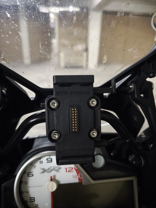 Ficha/Base GPS BMW/Garmin Navigator 6/595LM