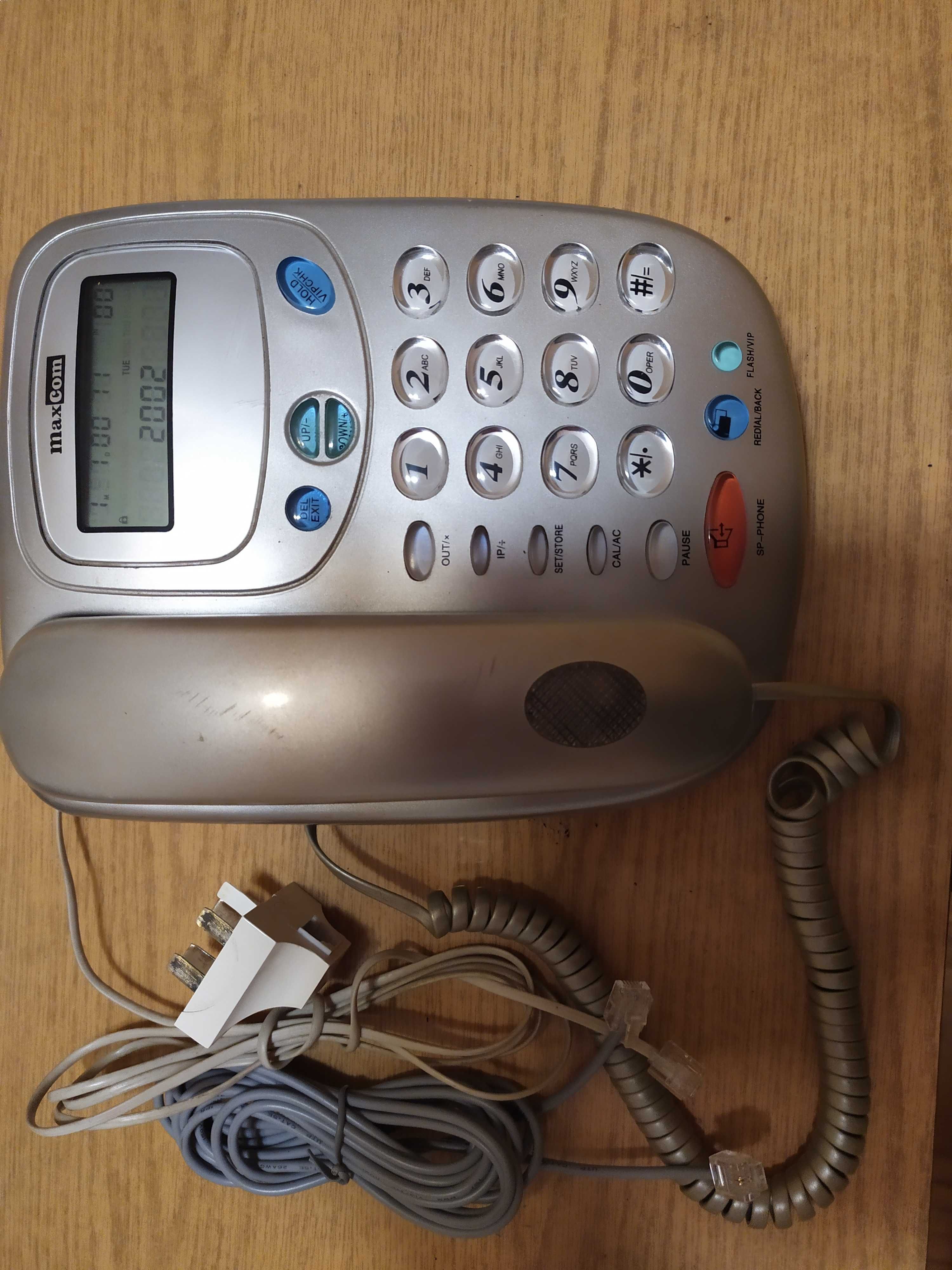 Telefon MAXCOM KXT-699