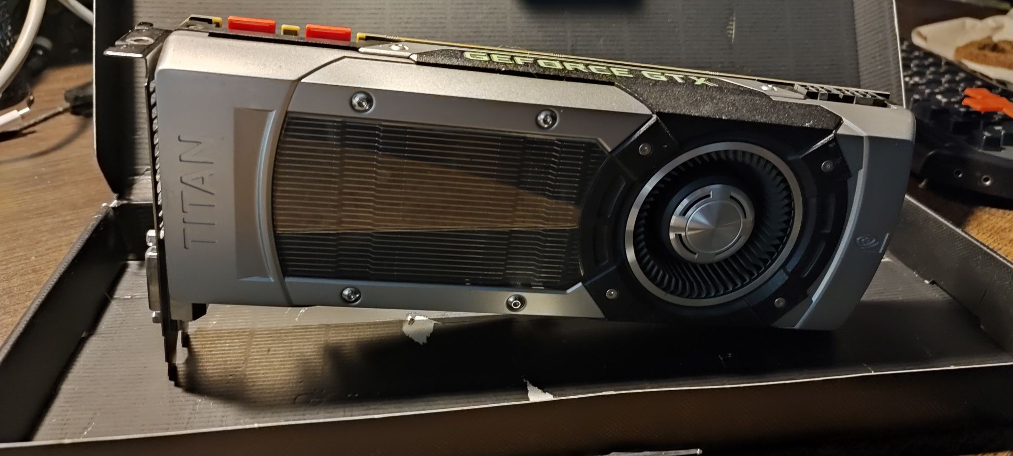 Видеокарта EVGA GTX Titan 6 GB