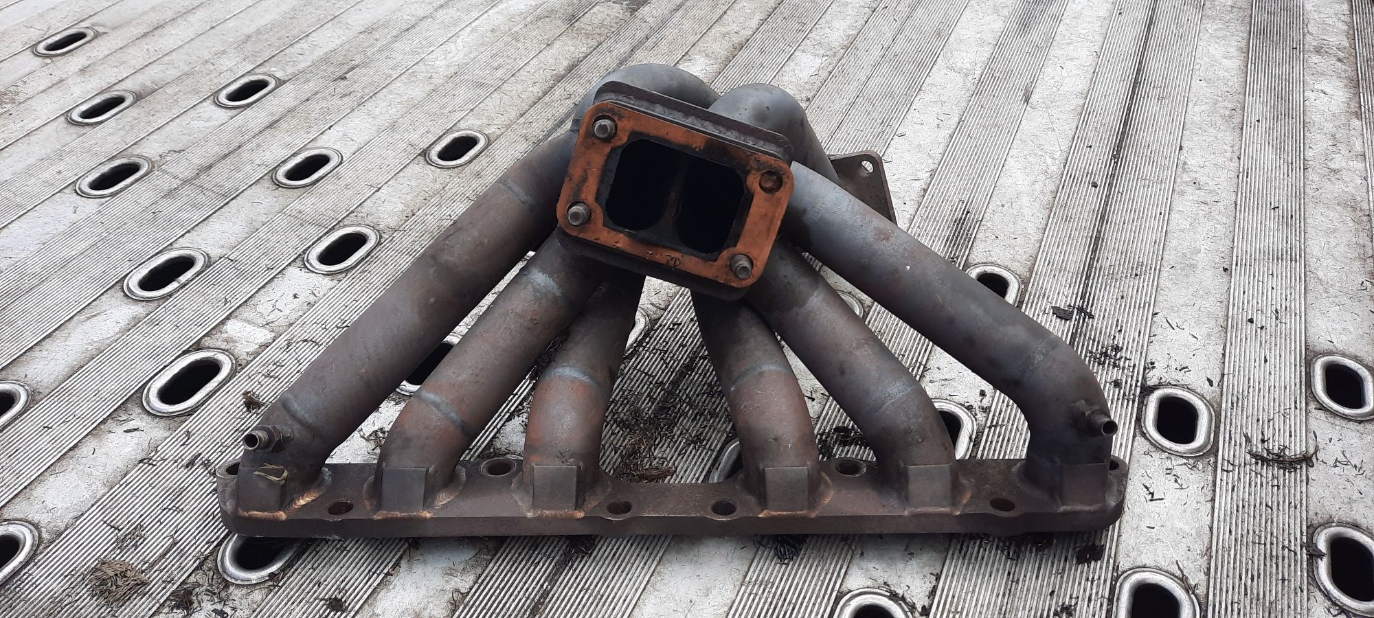 Kolektor wydechowy 2jz ge