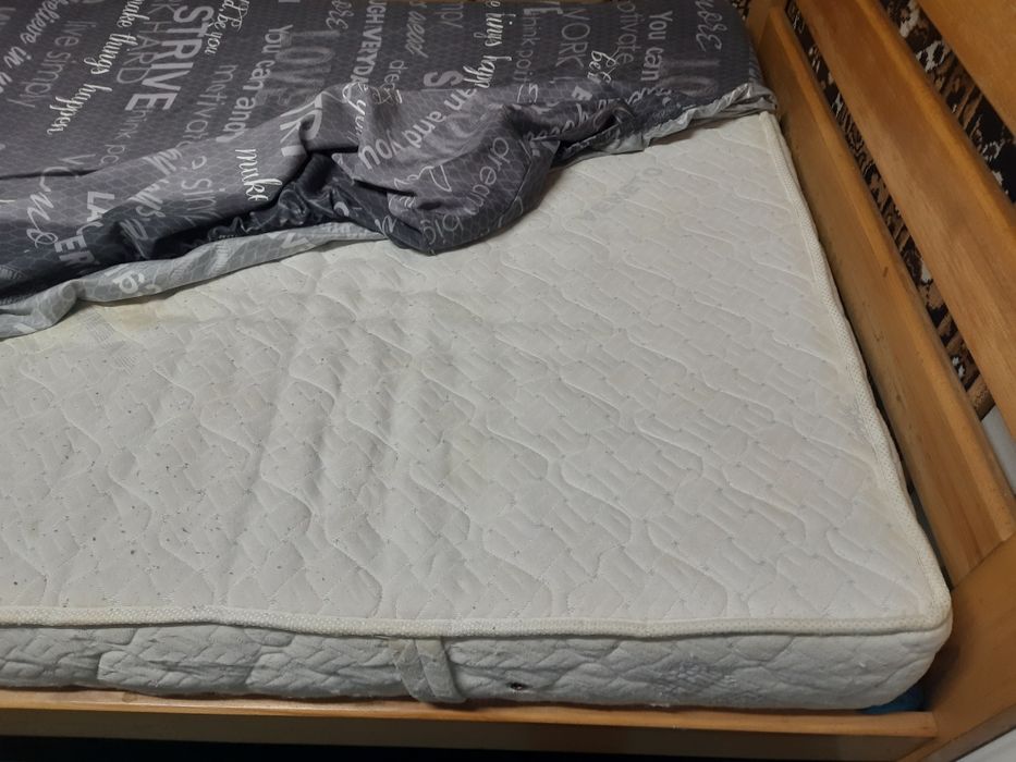 Дубове ліжко 1.2 ×2.0