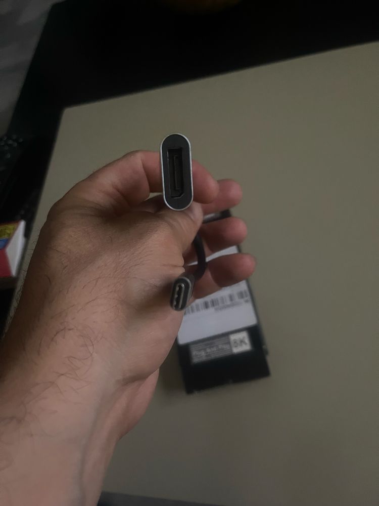 Vendo adaptador 8 k plug and play