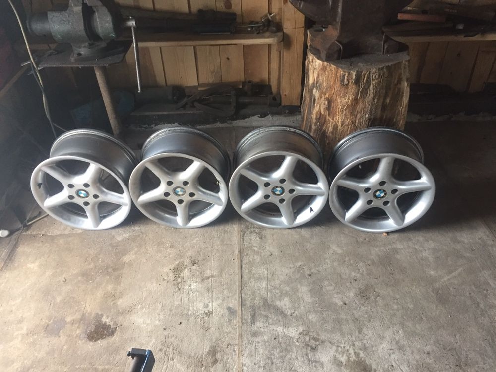 Продам дискі 5/100.  5/120