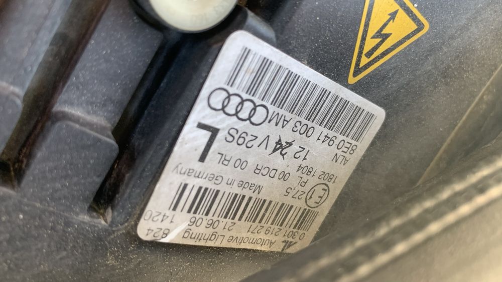 AUDI A4 B7 BIXENON xenon LAMPY lampa przód prawa lewa reflektor EUROPA