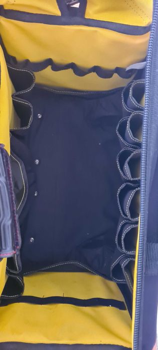 Trolley para Ferramentas Stanley 33L – Resistência e Organização!