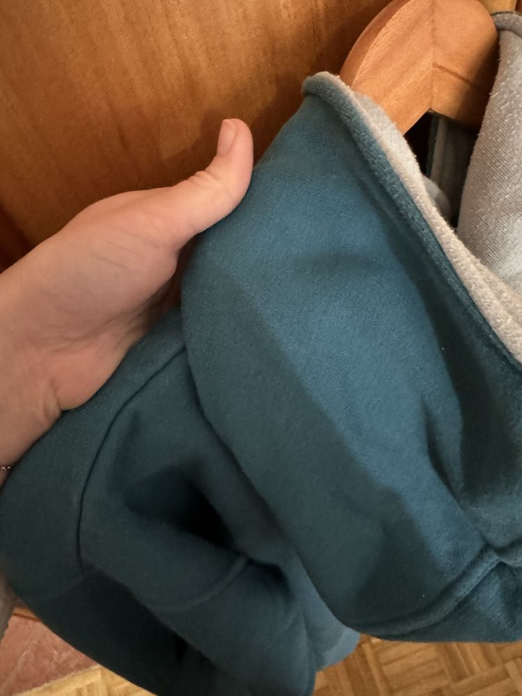 Hoodie azul petróleo