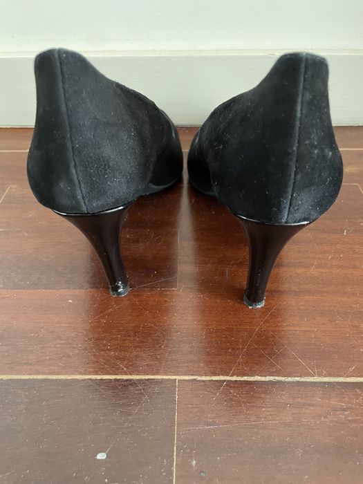 Stilettos Pretos (Jones)