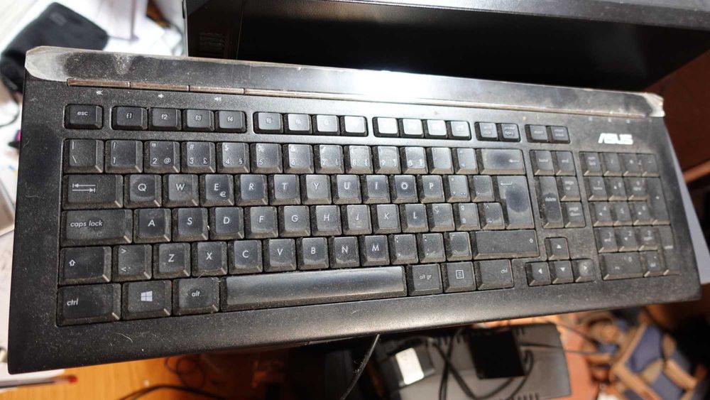 Computador desktop ASUS i7