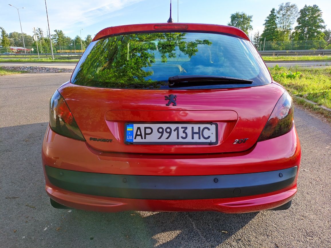 Продам Peugeot 207