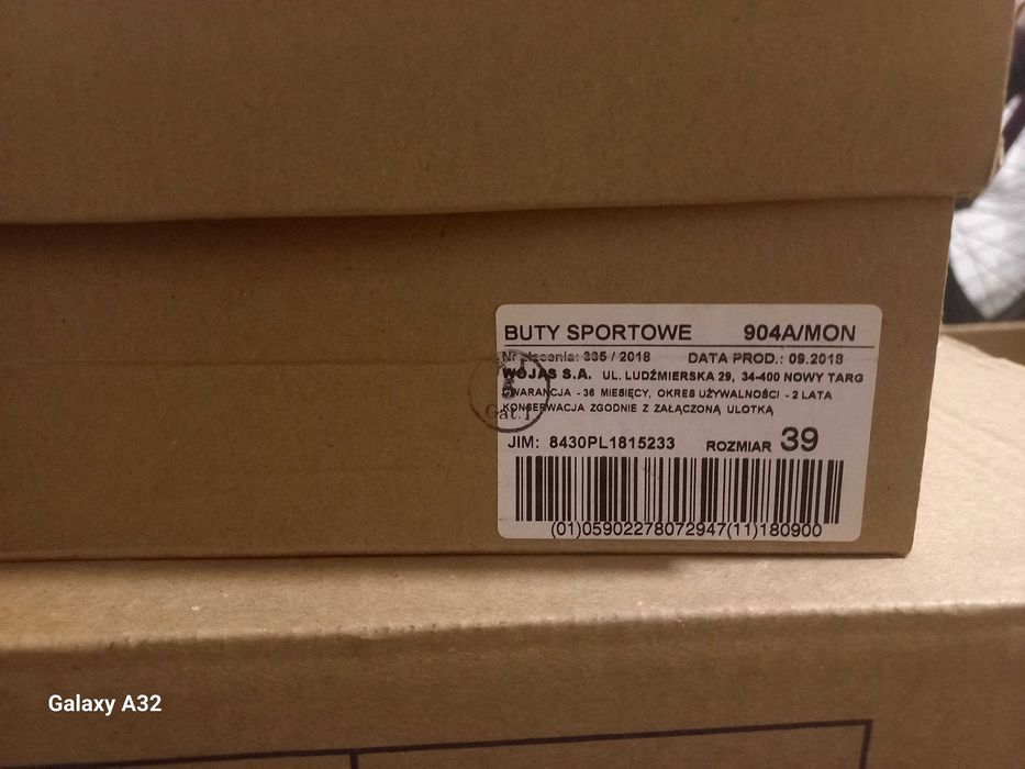 Buty sportowe wojskowe