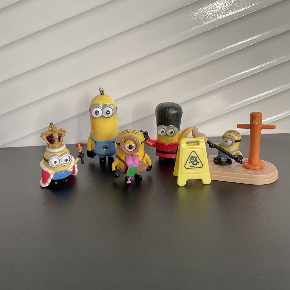 Фігурки Губка боб Sponge Bob пікачу посіпаки Хелов Кіті гарнюні