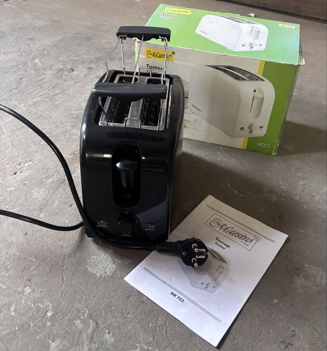 Тостер 750W MR-703 Maestro