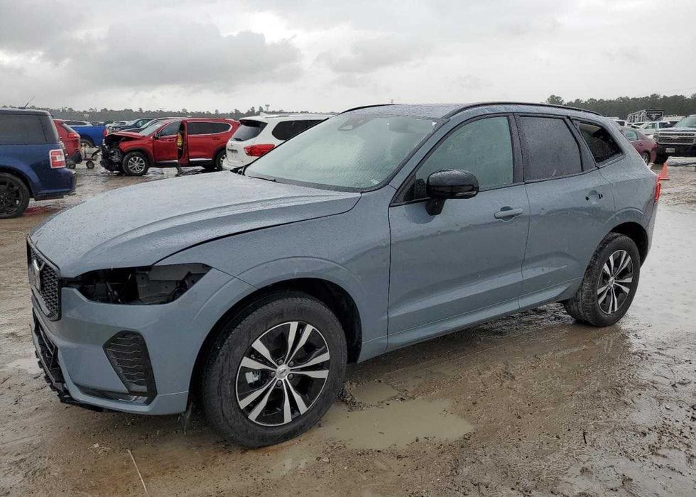 Бампер Volvo XC60 Розборка Volvo XC60 Запчастини Вольво Черверть