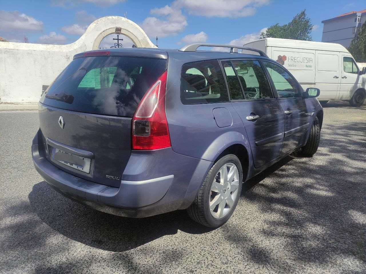 Renault Megane 1.5 Dci com garantia 10 meses.