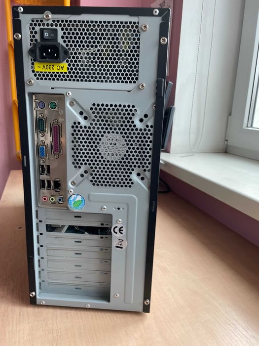 Комп'ютер для офісних задач (системний блок + монітор)