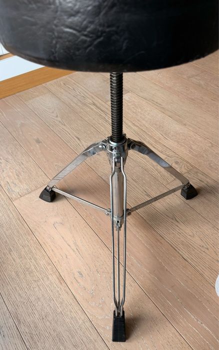 Krzesełko obrotowe regulowane