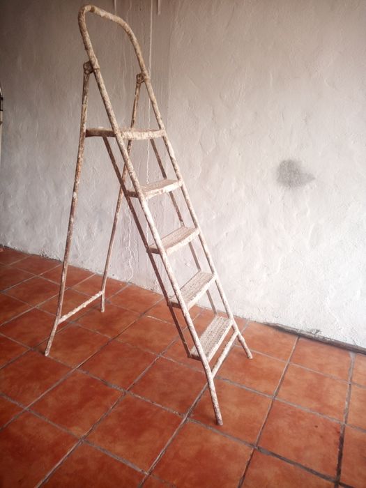 Escada, escadote em ferro vintage, prático duradouro