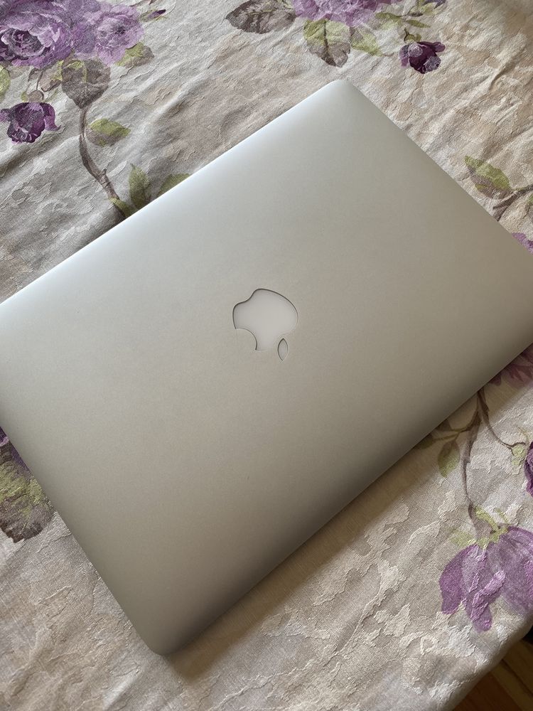 Apple MacBook Air 13,3" 1.4 GHz 4GB 128 GB